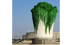 商场雕塑大白菜 百财聚来的艺术象征